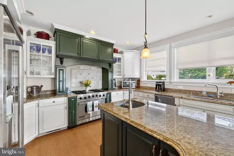 Kitchen - 17 Randolph Ave, Strathmere, NJ 08248 photo 4 of 8