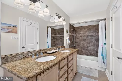 Bath - 17 Randolph Ave, Strathmere, NJ 08248 photo 1 of 13