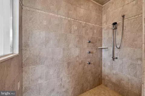 Bath - 17 Randolph Ave, Strathmere, NJ 08248 photo 9 of 13