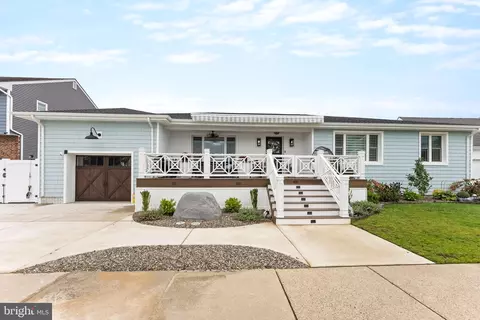 105 W Jefferson Ave, Wildwood Crest, NJ 08260