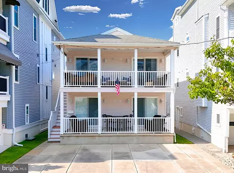 860 2nd St #2, Ocean City, NJ 08226