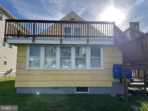 Exterior - 9 E Willard Ave, Strathmere, NJ 08248 photo 1 of 1