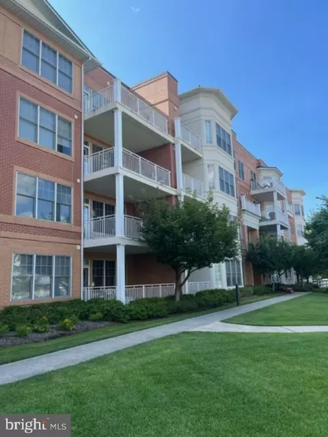 3304 Pointe Gate Dr, Livingston, NJ 07039