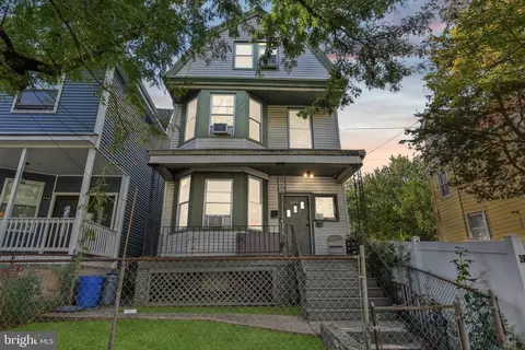 847 S 14 St, Newark, NJ 07108