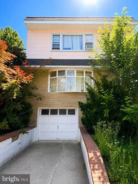 52 Valley St, Newark, NJ 07106