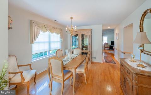 91 Maple Leaf Cir, Sewell, NJ 08080 photo 8