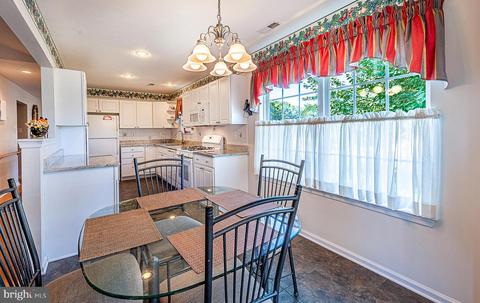91 Maple Leaf Cir, Sewell, NJ 08080 photo 13