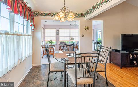 91 Maple Leaf Cir, Sewell, NJ 08080 photo 12