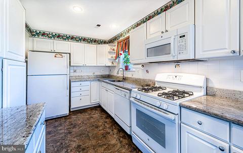 91 Maple Leaf Cir, Sewell, NJ 08080 photo 9