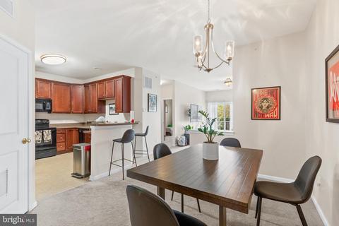 810 Van Gogh Ct, Williamstown, NJ 08094 photo 5
