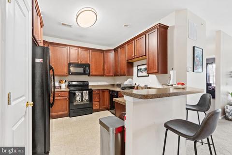 810 Van Gogh Ct, Williamstown, NJ 08094 photo 4