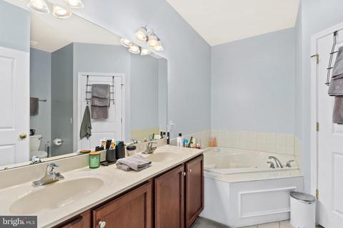 810 Van Gogh Ct, Williamstown, NJ 08094 photo 13