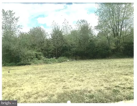 705 Buck Rd, Monroeville, NJ 08343