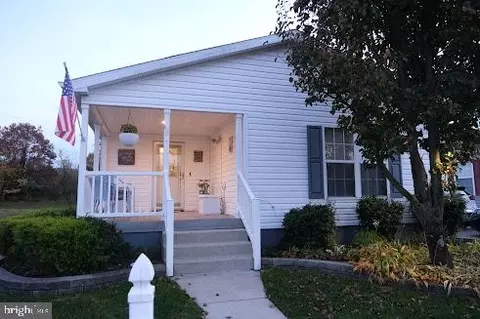 182 Dorian Dr, Williamstown, NJ 08094