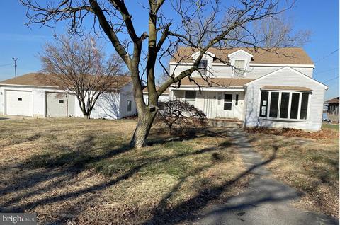 25 Riverview Ave, Paulsboro, NJ 08066