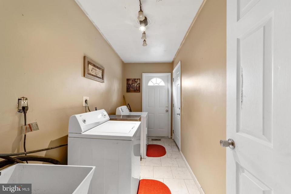  837 Canal St, Turnersville, NJ 08012 photo 20