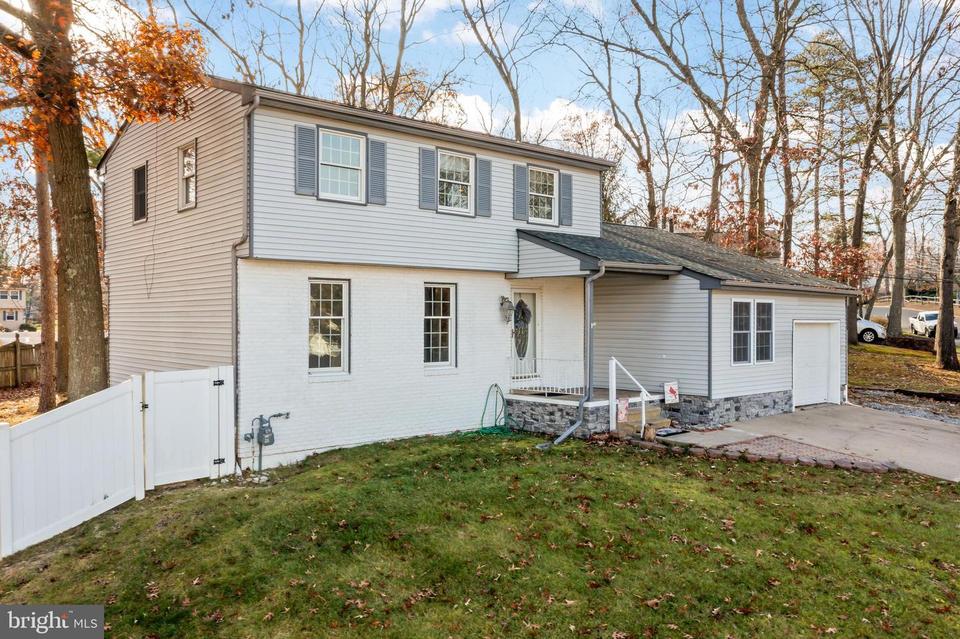  837 Canal St, Turnersville, NJ 08012 photo 5