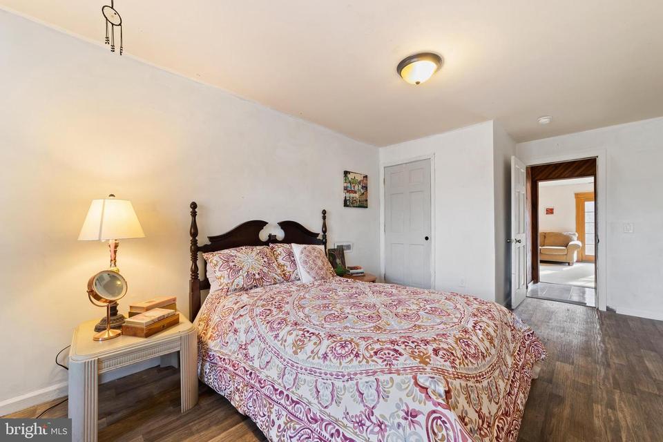  837 Canal St, Turnersville, NJ 08012 photo 17