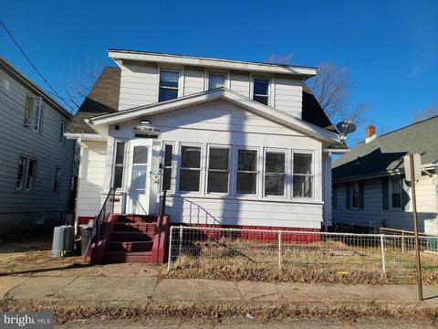 331 W Buck St, Paulsboro, NJ 08066