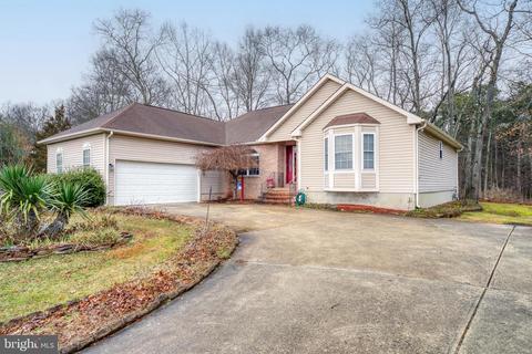 48 Avery Lynn Ct, Malaga, NJ 08328