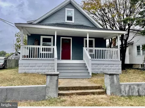74 Woodland Ave, Thorofare, NJ 08086