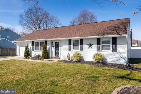 105 Wycombe Ave, Woodbury, NJ 08096 photo 3