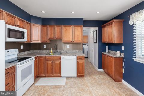 105 Wycombe Ave, Woodbury, NJ 08096 photo 9