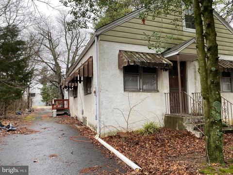 1390 Hurffville Rd, Woodbury, NJ 08096