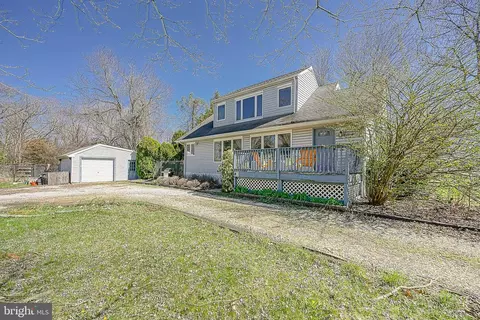 461 Chapel Heights Rd, Sewell, NJ 08080