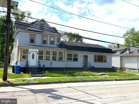 709 Crown Point Rd, Westville, NJ 08093