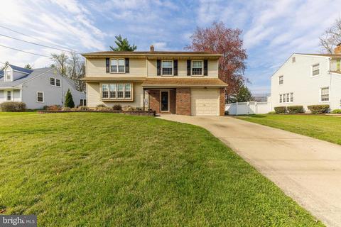 1208 Barnesdale, West Deptford, NJ 08096