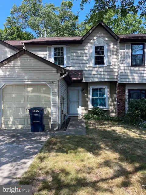 1035 Baywood Dr, Williamstown, NJ 08094