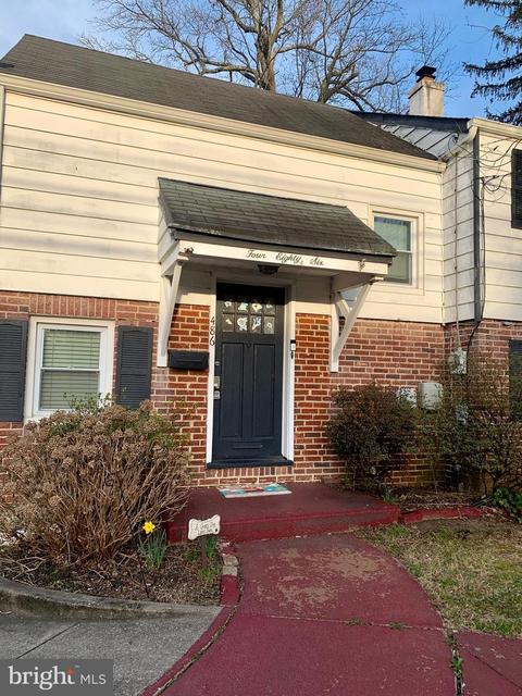 486 E Barber Ave, Woodbury, NJ 08096
