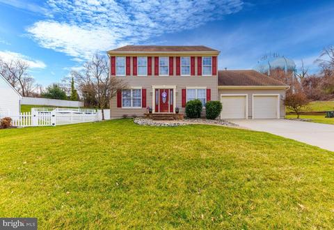 20 Greenwood Dr, Sewell, NJ 08080