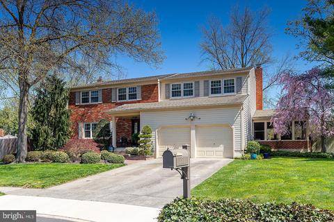 93 Claymont Ct, Sewell, NJ 08080