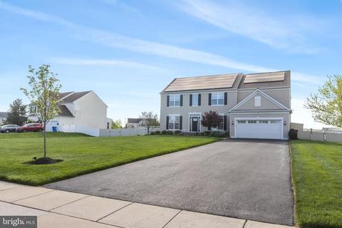 203 Smallwood Dr, Mickleton, NJ 08056 photo 3