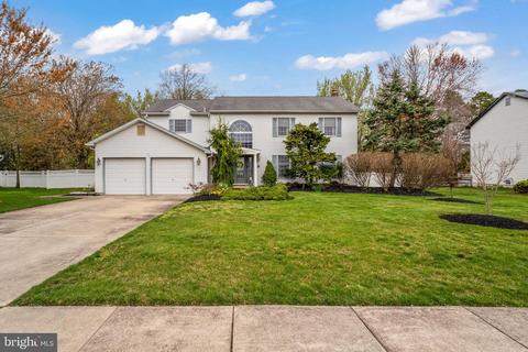 9 Thornfield Cir, Sewell, NJ 08080