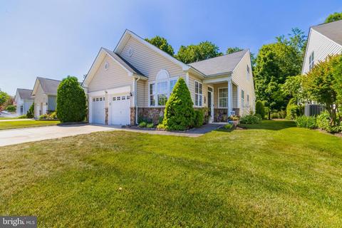 248 Night Hawk Cir, West Deptford, NJ 08086