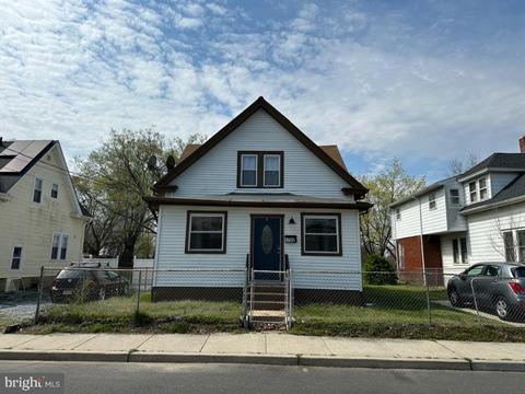 1702 Swedesboro Ave, Paulsboro, NJ 08066