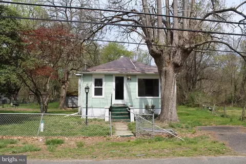 539 7th Ave, Glassboro, NJ 08028
