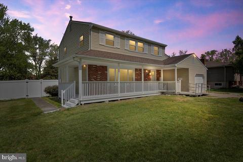 7 Hampshire Ave, Blackwood, NJ 08012