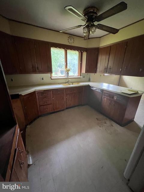 57 Harmony Rd, Mickleton, NJ 08056 photo 5