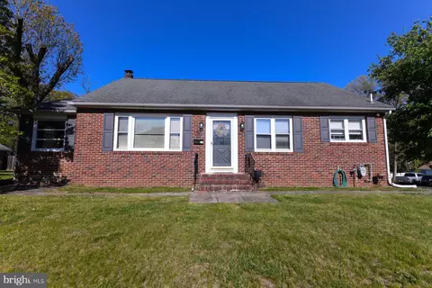 1182 Glassboro Rd, Woodbury Heights, NJ 08097