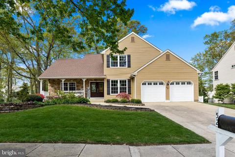 52 Longwood Dr, Sicklerville, NJ 08081