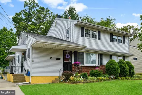 34 Budd Blvd, West Deptford, NJ 08096