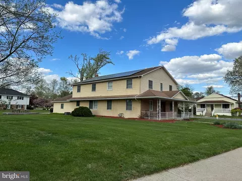 313 Memorial Ave, Gibbstown, NJ 08027