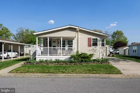 443 Cranberry Dr, Williamstown, NJ 08094