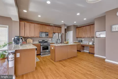 210 Bartlett Dr, Mickleton, NJ 08056 photo 16