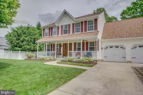 205 Kenmore Dr, Williamstown, NJ 08094