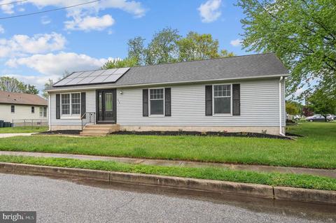 410 E High St, Clayton, NJ 08312